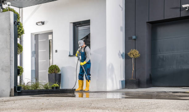 Best Sign and Awning Cleaning  in Saratoga, WY